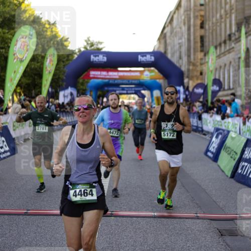 01.09.2024 - BARMER Alsterlauf Kathrin Stürmer Photography http://msf.ph/oto/6971195 01.09.2024 10:08:43 Ziel 2085, 2142, 2434, 3346, 3508, 3554, 3855, 4131, 4132, 4469, 4552, 4653, 4863, 4868, 4991, 8374, 8375, 2063, 2301, 2694, 2781, 2817, 2999, 3009, 3068, 3236, 3270, 3552, 4296, 4464, 4472, 4732, 5172, 5221, 5235 meine-sportfotos.de