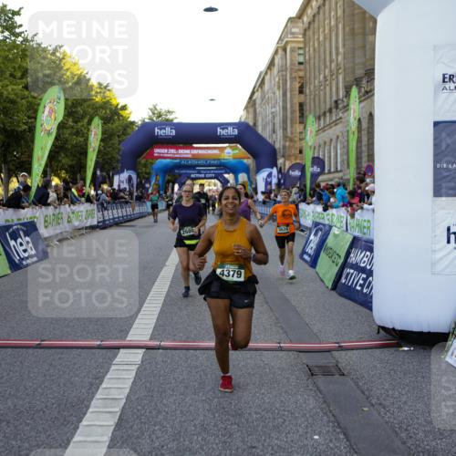 01.09.2024 - BARMER Alsterlauf Kathrin Stürmer Photography http://msf.ph/oto/6971219 01.09.2024 10:08:58 Ziel 2023, 2754, 2821, 3508, 3554, 4131, 4132, 4863, 4868, 5232, 8097, 2345, 2680, 2999, 3205, 3227, 3414, 3552, 3624, 3626, 4076, 4139, 4379, 4490, 4513, 5163 meine-sportfotos.de
