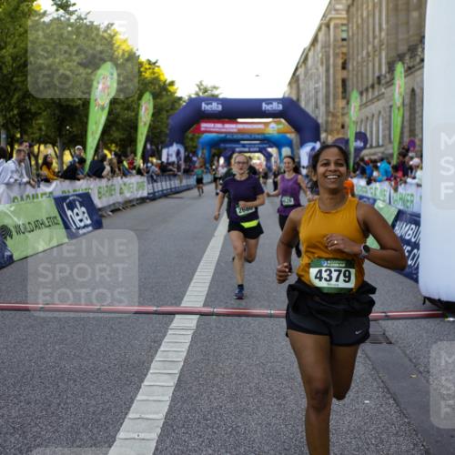 01.09.2024 - BARMER Alsterlauf Kathrin Stürmer Photography http://msf.ph/oto/6971220 01.09.2024 10:08:59 Ziel 2023, 2754, 2821, 3508, 4131, 4132, 4863, 4868, 5232, 8097, 2345, 2680, 3205, 3227, 3414, 3624, 3626, 4076, 4139, 4345, 4379, 4490, 4513, 4981, 5163 meine-sportfotos.de
