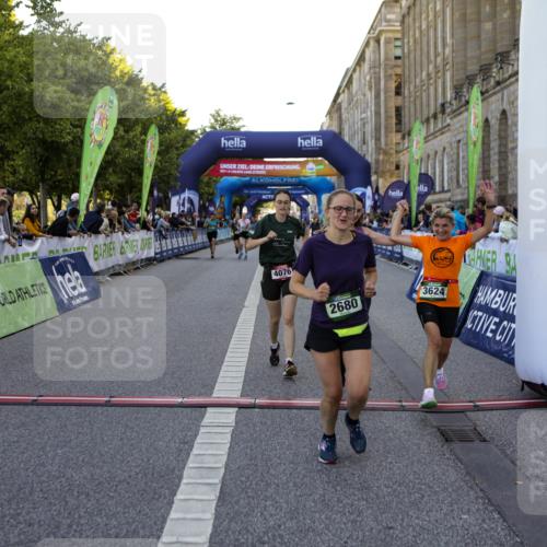 01.09.2024 - BARMER Alsterlauf Kathrin Stürmer Photography http://msf.ph/oto/6971222 01.09.2024 10:09:00 Ziel 2023, 2754, 2821, 3508, 4131, 4132, 4863, 4868, 5232, 8097, 2345, 2680, 3205, 3227, 3414, 3624, 3626, 4076, 4345, 4379, 4513, 4981, 5163 meine-sportfotos.de