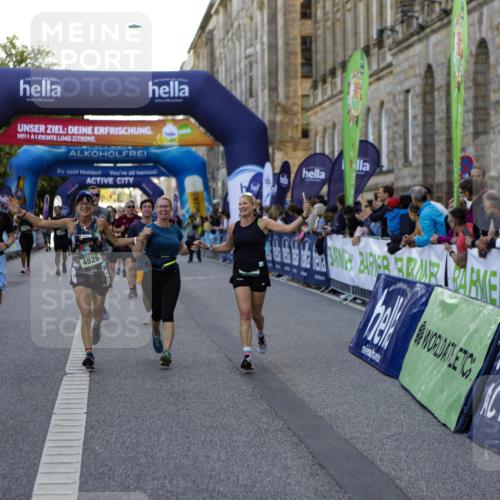 01.09.2024 - BARMER Alsterlauf Kathrin Stürmer Photography http://msf.ph/oto/6971236 01.09.2024 10:09:12 Ziel 2821, 3578, 4013, 4043, 2172, 2465, 2857, 3004, 3227, 3450, 3501, 3675, 3927, 3982, 4047, 4050, 4120, 4345, 4826, 4981, 8206 meine-sportfotos.de