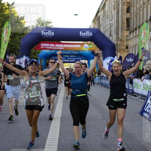 01.09.2024 - BARMER Alsterlauf Kathrin Stürmer Photography http://msf.ph/oto/6971246 01.09.2024 10:09:14 Ziel 2821, 3578, 4013, 4043, 2172, 2465, 2796, 2857, 3004, 3450, 3501, 3675, 3927, 3982, 4047, 4050, 4120, 4345, 4496, 4826, 4981, 8206, 8239 meine-sportfotos.de