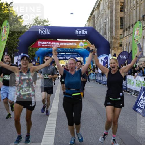 01.09.2024 - BARMER Alsterlauf Kathrin Stürmer Photography http://msf.ph/oto/6971247 01.09.2024 10:09:14 Ziel 2821, 3578, 4013, 4043, 2172, 2465, 2796, 2857, 3004, 3450, 3501, 3675, 3927, 3982, 4047, 4050, 4120, 4345, 4496, 4826, 4981, 8206, 8239 meine-sportfotos.de