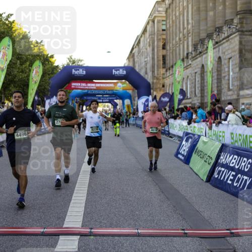 01.09.2024 - BARMER Alsterlauf Kathrin Stürmer Photography http://msf.ph/oto/6971266 01.09.2024 10:09:21 Ziel 2071, 3553, 3578, 3642, 4013, 4043, 8355, 2172, 2796, 2857, 3004, 3450, 3486, 3501, 3675, 3927, 3982, 4047, 4050, 4072, 4120, 4196, 4396, 4397, 4468, 4496, 4531, 4579, 4585, 4610, 4826, 5233, 8239 meine-sportfotos.de