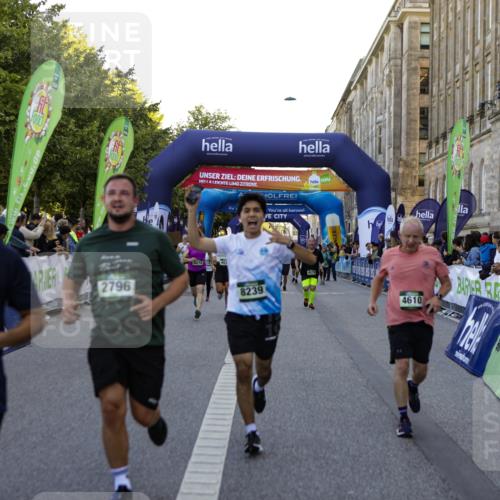 01.09.2024 - BARMER Alsterlauf Kathrin Stürmer Photography http://msf.ph/oto/6971270 01.09.2024 10:09:22 Ziel 2071, 3553, 3578, 3642, 4013, 4043, 8355, 2795, 2796, 2857, 3004, 3450, 3486, 3501, 3675, 3901, 3927, 3982, 4047, 4050, 4072, 4120, 4196, 4396, 4397, 4468, 4496, 4531, 4579, 4585, 4610, 5233, 8239 meine-sportfotos.de