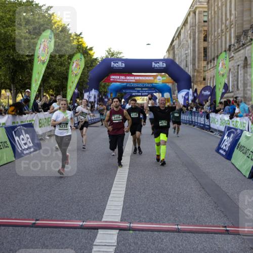 01.09.2024 - BARMER Alsterlauf Kathrin Stürmer Photography http://msf.ph/oto/6971286 01.09.2024 10:09:27 Ziel 2071, 3553, 3578, 3642, 4013, 4043, 4389, 4903, 8355, 2757, 2795, 2796, 3450, 3486, 3829, 3830, 3831, 3832, 3901, 3982, 4072, 4120, 4196, 4331, 4396, 4397, 4468, 4496, 4531, 4579, 4585, 4610, 4711, 5233, 8239 meine-sportfotos.de