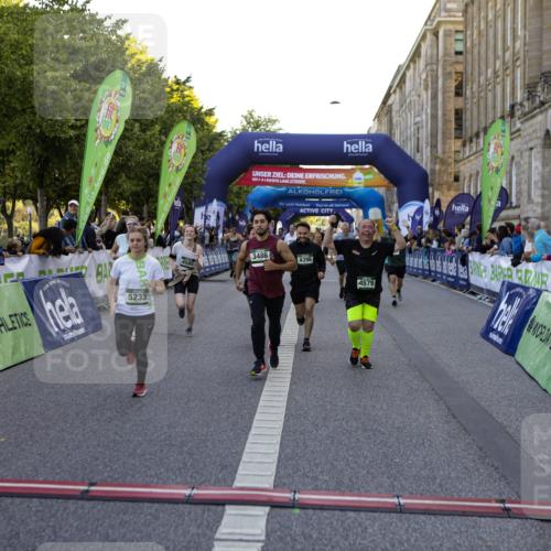 01.09.2024 - BARMER Alsterlauf Kathrin Stürmer Photography http://msf.ph/oto/6971287 01.09.2024 10:09:27 Ziel 2071, 3553, 3578, 3642, 4013, 4043, 4389, 4903, 8355, 2757, 2795, 2796, 3450, 3486, 3829, 3830, 3831, 3832, 3901, 3982, 4072, 4120, 4196, 4331, 4396, 4397, 4468, 4496, 4531, 4579, 4585, 4610, 4711, 5233, 8239 meine-sportfotos.de