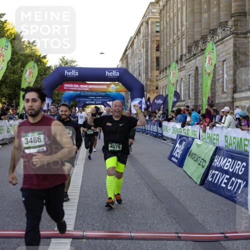 01.09.2024 - BARMER Alsterlauf Kathrin Stürmer Photography http://msf.ph/oto/6971294 01.09.2024 10:09:28 Ziel 2071, 3457, 3553, 3578, 3642, 4013, 4043, 4389, 4903, 8355, 2757, 2795, 2796, 3486, 3828, 3829, 3830, 3831, 3832, 3901, 4072, 4147, 4196, 4331, 4396, 4397, 4468, 4496, 4531, 4579, 4585, 4610, 4711, 4799, 5233, 8239 meine-sportfotos.de