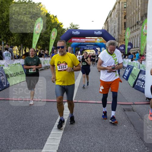 01.09.2024 - BARMER Alsterlauf Kathrin Stürmer Photography http://msf.ph/oto/6971351 01.09.2024 10:10:33 Ziel 2287, 2288, 2571, 2573, 2797, 2872, 2873, 2938, 3015, 3146, 3147, 3319, 3491, 3913, 4019, 8083, 8227, 2337, 2390, 2391, 2412, 2668, 2977, 3274, 3875, 3907, 4093, 4151, 4277, 4278, 4361, 4770, 4785, 4930, 5124, 5125, 8163 meine-sportfotos.de
