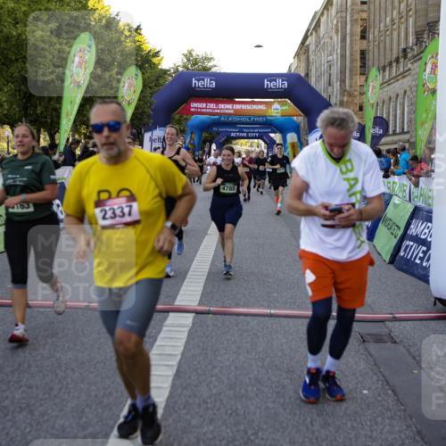 01.09.2024 - BARMER Alsterlauf Kathrin Stürmer Photography http://msf.ph/oto/6971353 01.09.2024 10:10:33 Ziel 2287, 2288, 2571, 2573, 2797, 2872, 2873, 2938, 3015, 3146, 3147, 3319, 3491, 3913, 4019, 8083, 8227, 2337, 2390, 2391, 2412, 2668, 2977, 3274, 3875, 3907, 4093, 4151, 4277, 4278, 4361, 4770, 4785, 4930, 5124, 5125, 8163 meine-sportfotos.de