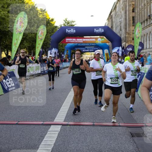01.09.2024 - BARMER Alsterlauf Kathrin Stürmer Photography http://msf.ph/oto/6971375 01.09.2024 10:10:45 Ziel 2025, 3146, 3147, 3157, 3250, 3319, 4019, 4983, 8083, 2087, 2355, 2390, 2412, 2950, 3510, 3748, 3940, 4151, 4278, 4325, 4361, 4392, 4524, 4930, 5204, 5205, 5237, 8010, 8321 meine-sportfotos.de
