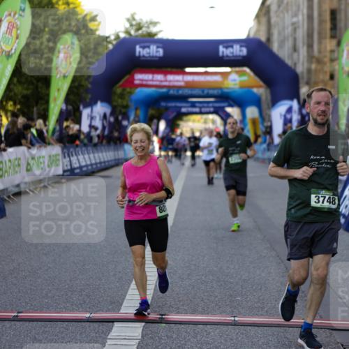 01.09.2024 - BARMER Alsterlauf Kathrin Stürmer Photography http://msf.ph/oto/6971388 01.09.2024 10:10:50 Ziel 2025, 2277, 2326, 2803, 3157, 3250, 3319, 3926, 4019, 4983, 8357, 2355, 2417, 2950, 3315, 3510, 3748, 3940, 4325, 4392, 4524, 4557, 5204, 5205, 5237, 8010, 8321 meine-sportfotos.de