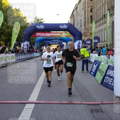01.09.2024 - BARMER Alsterlauf Kathrin Stürmer Photography http://msf.ph/oto/6971398 01.09.2024 10:10:55 Ziel 2025, 2178, 2277, 2326, 2803, 3157, 3210, 3221, 3222, 3250, 3300, 3926, 4983, 8357, 2355, 2417, 2877, 2950, 3311, 3315, 3748, 4557, 8010, 8352 meine-sportfotos.de