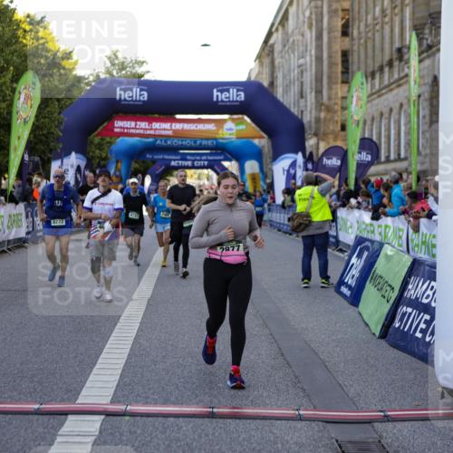 01.09.2024 - BARMER Alsterlauf Kathrin Stürmer Photography http://msf.ph/oto/6971415 01.09.2024 10:11:03 Ziel 2178, 2277, 2326, 2803, 3210, 3221, 3222, 3300, 3925, 3926, 8357, 2159, 2503, 2766, 2877, 2908, 2909, 3311, 3315, 3586, 3815, 4557, 4737, 4904, 4984, 8222, 8352 meine-sportfotos.de