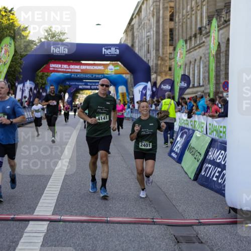 01.09.2024 - BARMER Alsterlauf Kathrin Stürmer Photography http://msf.ph/oto/6971424 01.09.2024 10:11:18 Ziel 2247, 4385, 4743, 2057, 2361, 2395, 2396, 2401, 2766, 2912, 3053, 3070, 3288, 3586, 3673, 4141, 4302, 4405, 4604, 5135, 8032, 8033, 8101, 8201, 8371 meine-sportfotos.de