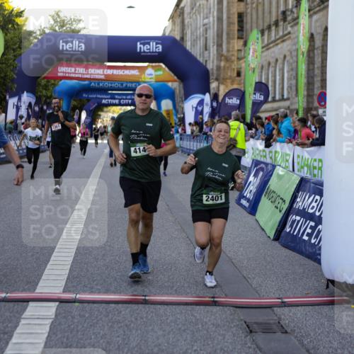 01.09.2024 - BARMER Alsterlauf Kathrin Stürmer Photography http://msf.ph/oto/6971426 01.09.2024 10:11:19 Ziel 2247, 3902, 3914, 4385, 4743, 2057, 2361, 2395, 2396, 2401, 2912, 3053, 3070, 3288, 3673, 4141, 4302, 4405, 4604, 5135, 8032, 8033, 8101, 8201, 8371 meine-sportfotos.de