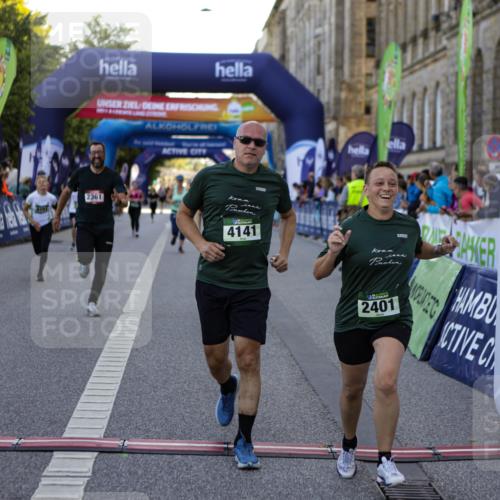 01.09.2024 - BARMER Alsterlauf Kathrin Stürmer Photography http://msf.ph/oto/6971429 01.09.2024 10:11:19 Ziel 2247, 3902, 3914, 4385, 4743, 2057, 2361, 2395, 2396, 2401, 2912, 3053, 3070, 3288, 3673, 4141, 4302, 4405, 4604, 5135, 8032, 8033, 8101, 8201, 8371 meine-sportfotos.de