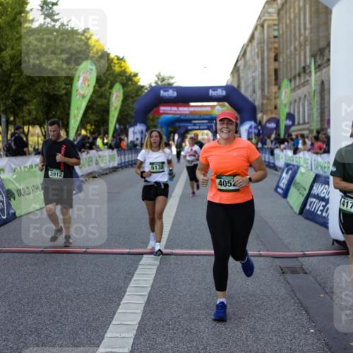 01.09.2024 - BARMER Alsterlauf Kathrin Stürmer Photography http://msf.ph/oto/6971483 01.09.2024 10:12:12 Ziel 2799, 2800, 3840, 2206, 2244, 2674, 2689, 3912, 4052, 4142, 4171, 4301, 4749, 4908, 5138, 8109 meine-sportfotos.de