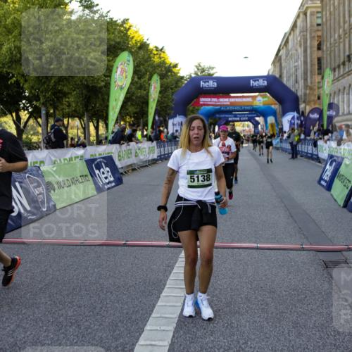 01.09.2024 - BARMER Alsterlauf Kathrin Stürmer Photography http://msf.ph/oto/6971490 01.09.2024 10:12:14 Ziel 2799, 2800, 2206, 2244, 3912, 4052, 4142, 4301, 4749, 4908, 5138, 8109 meine-sportfotos.de