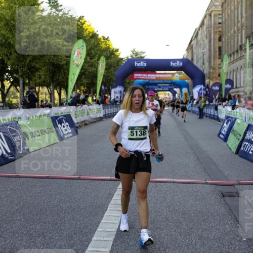 01.09.2024 - BARMER Alsterlauf Kathrin Stürmer Photography http://msf.ph/oto/6971491 01.09.2024 10:12:14 Ziel 2799, 2800, 2206, 2244, 3912, 4052, 4142, 4301, 4749, 4908, 5138, 8109 meine-sportfotos.de