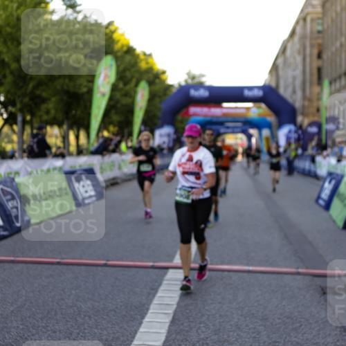 01.09.2024 - BARMER Alsterlauf Kathrin Stürmer Photography http://msf.ph/oto/6971494 01.09.2024 10:12:16 Ziel 3470, 3912, 4052, 4142, 4301, 4749, 4908, 5138, 8109 meine-sportfotos.de