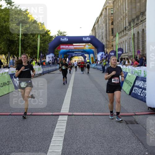 01.09.2024 - BARMER Alsterlauf Kathrin Stürmer Photography http://msf.ph/oto/6971531 01.09.2024 10:12:33 Ziel 3174, 3304, 4878, 5120, 8310, 2282, 2942, 3107, 3504, 3587, 3752, 3883, 3950, 4032, 4446, 5147, 5310, 8190 meine-sportfotos.de