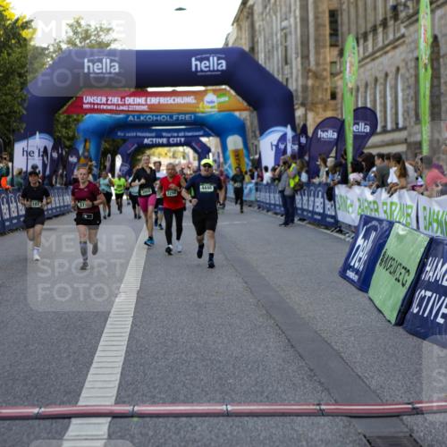 01.09.2024 - BARMER Alsterlauf Kathrin Stürmer Photography http://msf.ph/oto/6971544 01.09.2024 10:12:37 Ziel 2138, 3174, 3304, 3340, 4878, 5120, 8310, 2282, 2290, 2942, 3107, 3504, 3587, 3752, 3883, 3950, 4032, 4446, 5147 meine-sportfotos.de