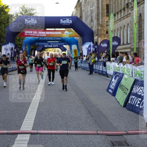 01.09.2024 - BARMER Alsterlauf Kathrin Stürmer Photography http://msf.ph/oto/6971547 01.09.2024 10:12:37 Ziel 2138, 3174, 3304, 3340, 4878, 5120, 8310, 2282, 2290, 2942, 3107, 3504, 3587, 3752, 3883, 3950, 4032, 4446, 5147 meine-sportfotos.de