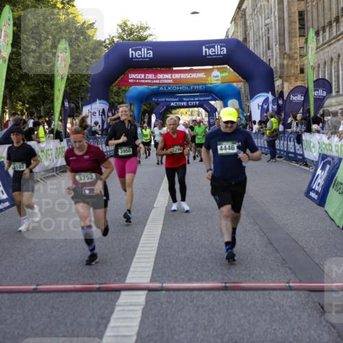 01.09.2024 - BARMER Alsterlauf Kathrin Stürmer Photography http://msf.ph/oto/6971553 01.09.2024 10:12:40 Ziel 2138, 3174, 3304, 3340, 5120, 2282, 2289, 2290, 2942, 3107, 3587, 3752, 3950, 4220, 4446, 5081, 5096, 5296, 8062 meine-sportfotos.de