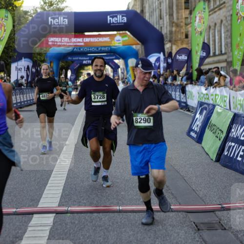 01.09.2024 - BARMER Alsterlauf Kathrin Stürmer Photography http://msf.ph/oto/6971572 01.09.2024 10:13:26 Ziel 2273, 2794, 3482, 3837, 8188, 8247, 2165, 2786, 2830, 2838, 2839, 3239, 3562, 3619, 3728, 3886, 3994, 4825, 5042, 8199, 8289, 8290 meine-sportfotos.de