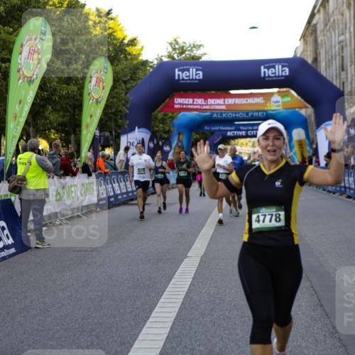 01.09.2024 - BARMER Alsterlauf Kathrin Stürmer Photography http://msf.ph/oto/6971599 01.09.2024 10:13:43 Ziel 2273, 2743, 3127, 3993, 4527, 8247, 2163, 2785, 2837, 3129, 3505, 3550, 3621, 4079, 4778, 4947, 8344, 8348 meine-sportfotos.de