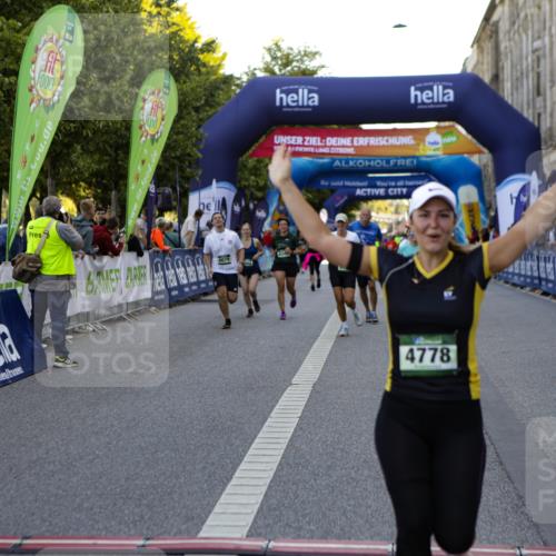 01.09.2024 - BARMER Alsterlauf Kathrin Stürmer Photography http://msf.ph/oto/6971600 01.09.2024 10:13:43 Ziel 2273, 2743, 3127, 3993, 4527, 8247, 2163, 2785, 2837, 3129, 3505, 3550, 3621, 4079, 4778, 4947, 8344, 8348 meine-sportfotos.de