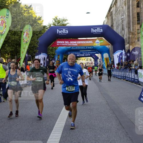 01.09.2024 - BARMER Alsterlauf Kathrin Stürmer Photography http://msf.ph/oto/6971609 01.09.2024 10:13:48 Ziel 2201, 2240, 2743, 3127, 3993, 4527, 8291, 2785, 2837, 3129, 3505, 3616, 4079, 4778, 4947, 8344, 8348 meine-sportfotos.de
