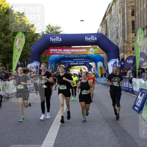 01.09.2024 - BARMER Alsterlauf Kathrin Stürmer Photography http://msf.ph/oto/6971615 01.09.2024 10:13:56 Ziel 2201, 2240, 3993, 8291, 2094, 2750, 2802, 3040, 3116, 3188, 3361, 3494, 3505, 3572, 3616, 4121, 4122, 8344, 8348 meine-sportfotos.de