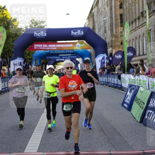 01.09.2024 - BARMER Alsterlauf Kathrin Stürmer Photography http://msf.ph/oto/6971632 01.09.2024 10:14:01 Ziel 2201, 2240, 2365, 4044, 8291, 2094, 2154, 2474, 2750, 2802, 3040, 3116, 3188, 3361, 3494, 3572, 3616, 3708, 3818, 4121, 4122, 5063 meine-sportfotos.de