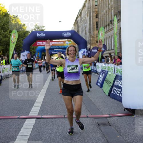 01.09.2024 - BARMER Alsterlauf Kathrin Stürmer Photography http://msf.ph/oto/6971636 01.09.2024 10:14:09 Ziel 2365, 4044, 5069, 2094, 2154, 2474, 2651, 2802, 3099, 3159, 3708, 3709, 3818, 4062, 4063, 4307, 5063, 8284, 8285 meine-sportfotos.de
