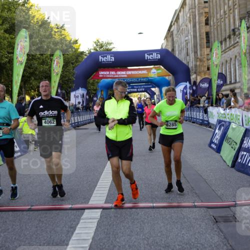 01.09.2024 - BARMER Alsterlauf Kathrin Stürmer Photography http://msf.ph/oto/6971642 01.09.2024 10:14:11 Ziel 2365, 4044, 5069, 2154, 2474, 2569, 2651, 3099, 3159, 3708, 3709, 3818, 4062, 4063, 4307, 4953, 4954, 5063, 8284, 8285 meine-sportfotos.de