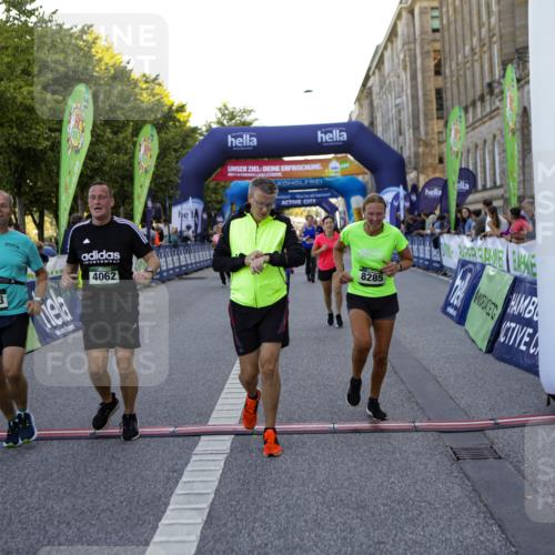 01.09.2024 - BARMER Alsterlauf Kathrin Stürmer Photography http://msf.ph/oto/6971644 01.09.2024 10:14:12 Ziel 2365, 2859, 4044, 5069, 2154, 2474, 2569, 2651, 3099, 3159, 3708, 3709, 3818, 4062, 4063, 4307, 4953, 4954, 5063, 8284, 8285 meine-sportfotos.de