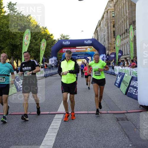 01.09.2024 - BARMER Alsterlauf Kathrin Stürmer Photography http://msf.ph/oto/6971645 01.09.2024 10:14:12 Ziel 2365, 2859, 4044, 5069, 2154, 2474, 2569, 2651, 3099, 3159, 3708, 3709, 3818, 4062, 4063, 4307, 4953, 4954, 5063, 8284, 8285 meine-sportfotos.de