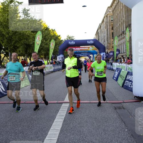 01.09.2024 - BARMER Alsterlauf Kathrin Stürmer Photography http://msf.ph/oto/6971646 01.09.2024 10:14:12 Ziel 2365, 2859, 4044, 5069, 2154, 2474, 2569, 2651, 3099, 3159, 3708, 3709, 3818, 4062, 4063, 4307, 4953, 4954, 5063, 8284, 8285 meine-sportfotos.de