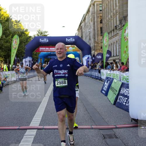 01.09.2024 - BARMER Alsterlauf Kathrin Stürmer Photography http://msf.ph/oto/6971663 01.09.2024 10:14:22 Ziel 2859, 5069, 2033, 2500, 2550, 2569, 2637, 2988, 2989, 3099, 3709, 4307, 4953, 4954, 5273 meine-sportfotos.de