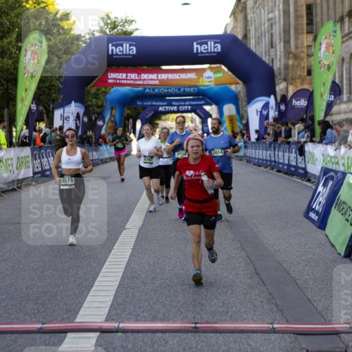 01.09.2024 - BARMER Alsterlauf Kathrin Stürmer Photography http://msf.ph/oto/6971721 01.09.2024 10:14:56 Ziel 2340, 2014, 2015, 2705, 3326, 3556, 3579, 4767, 5030, 5211, 8400 meine-sportfotos.de