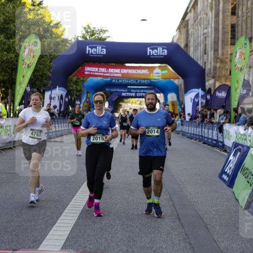 01.09.2024 - BARMER Alsterlauf Kathrin Stürmer Photography http://msf.ph/oto/6971729 01.09.2024 10:14:58 Ziel 2340, 2014, 2015, 2705, 3326, 3579, 4422, 4767, 5019, 5211, 8015, 8400 meine-sportfotos.de