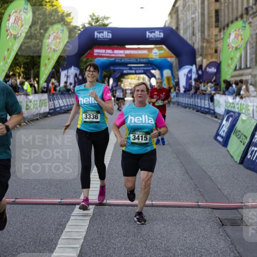 01.09.2024 - BARMER Alsterlauf Kathrin Stürmer Photography http://msf.ph/oto/6971768 01.09.2024 10:15:12 Ziel 3544, 3765, 5115, 2258, 2414, 3336, 3415, 4422, 5019, 8015, 8150 meine-sportfotos.de