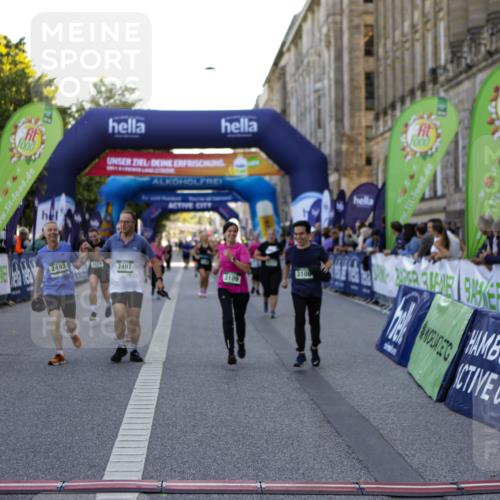 01.09.2024 - BARMER Alsterlauf Kathrin Stürmer Photography http://msf.ph/oto/6971778 01.09.2024 10:15:20 Ziel 2003, 3544, 3651, 3765, 5115, 2258, 2414, 2493, 2497, 2529, 3108, 3109, 3258, 3424, 4484, 5217 meine-sportfotos.de