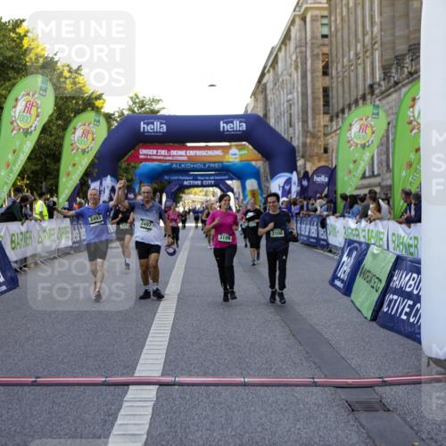 01.09.2024 - BARMER Alsterlauf Kathrin Stürmer Photography http://msf.ph/oto/6971779 01.09.2024 10:15:21 Ziel 2003, 3544, 3651, 3765, 5115, 2258, 2414, 2493, 2497, 2529, 3108, 3109, 3258, 3424, 4340, 4484, 5217 meine-sportfotos.de
