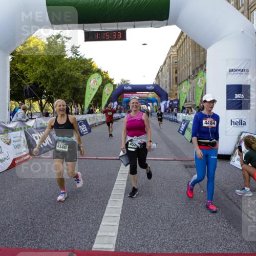 01.09.2024 - BARMER Alsterlauf Kathrin Stürmer Photography http://msf.ph/oto/6971809 01.09.2024 10:15:31 Ziel 2003, 3394, 3651, 8004, 8313, 2529, 3080, 3091, 3424, 3873, 4340, 4447, 4448, 4484, 4526, 4701, 5217 meine-sportfotos.de