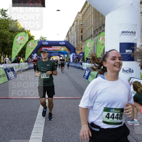 01.09.2024 - BARMER Alsterlauf Kathrin Stürmer Photography http://msf.ph/oto/6971826 01.09.2024 10:15:41 Ziel 2413, 3394, 3761, 4091, 4960, 5094, 8004, 8313, 2191, 2192, 3080, 3866, 3873, 4447, 4448, 4669, 4704, 5130 meine-sportfotos.de