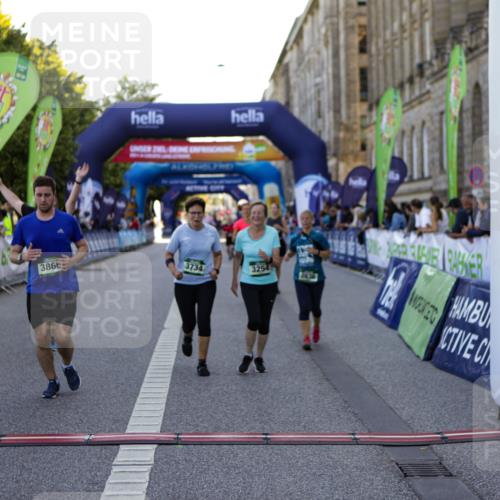 01.09.2024 - BARMER Alsterlauf Kathrin Stürmer Photography http://msf.ph/oto/6971833 01.09.2024 10:15:49 Ziel 2413, 3761, 4091, 4960, 5056, 5094, 8004, 8191, 8192, 8313, 2191, 2192, 2327, 2636, 3254, 3309, 3659, 3734, 3866, 4669, 4704, 4990 meine-sportfotos.de