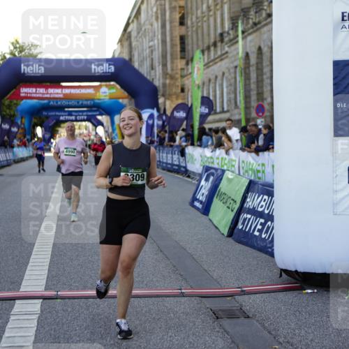 01.09.2024 - BARMER Alsterlauf Kathrin Stürmer Photography http://msf.ph/oto/6971846 01.09.2024 10:15:55 Ziel 3761, 4091, 4960, 5056, 8191, 8192, 8193, 2065, 2327, 2636, 3254, 3309, 3659, 3734, 3866, 4990, 8052 meine-sportfotos.de